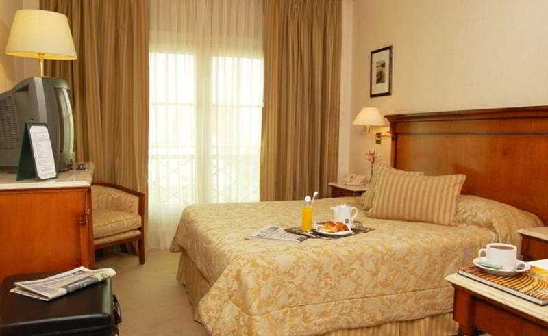 Howard Johnson Hotel 9 De Julio Avenue Buenos Aires Rom bilde