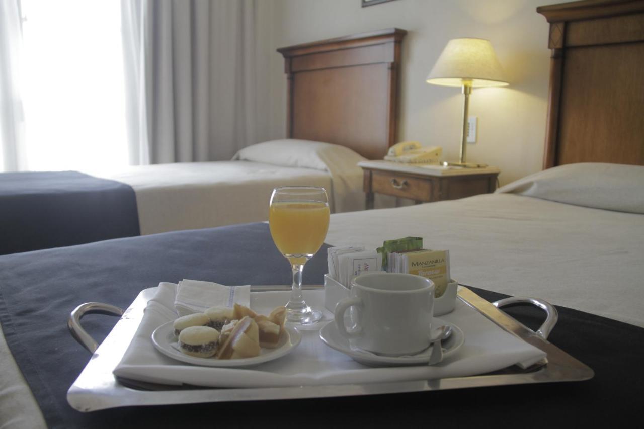 Howard Johnson Hotel 9 De Julio Avenue Buenos Aires Eksteriør bilde
