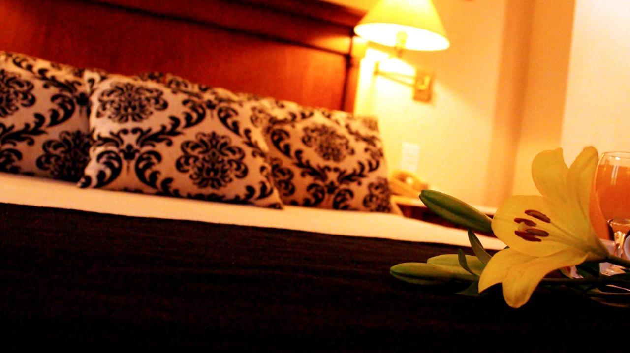 Howard Johnson Hotel 9 De Julio Avenue Buenos Aires Eksteriør bilde