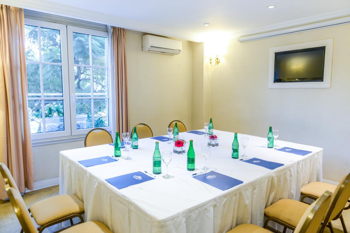 Howard Johnson Hotel 9 De Julio Avenue Buenos Aires Eksteriør bilde