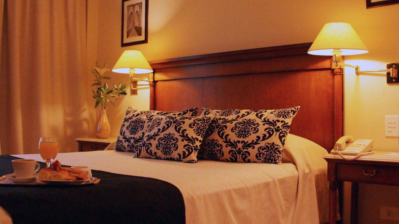 Howard Johnson Hotel 9 De Julio Avenue Buenos Aires Eksteriør bilde
