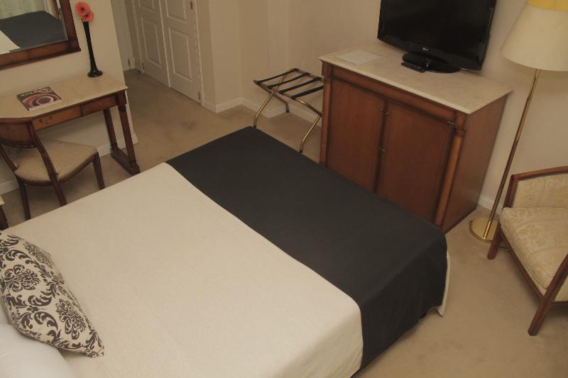 Howard Johnson Hotel 9 De Julio Avenue Buenos Aires Eksteriør bilde